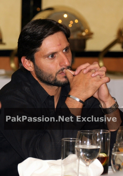 Shahid Afridi Wallpapers New